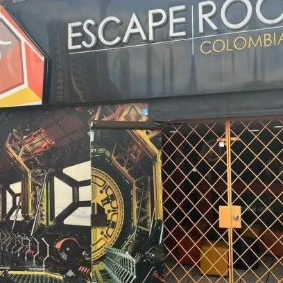 Fachada de la sede Niza de Escape Room Colombia, Avenida Suba # 120 - 97
